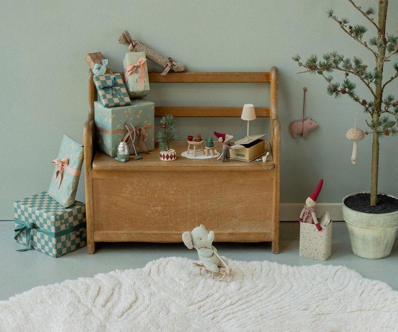 Maileg Christmas mouse, Baby in book