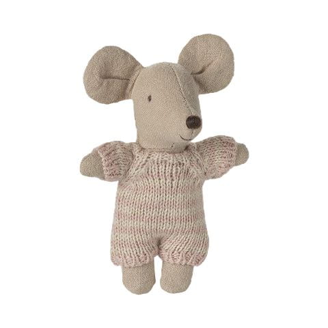 Knitted toy mouse on a transparent background