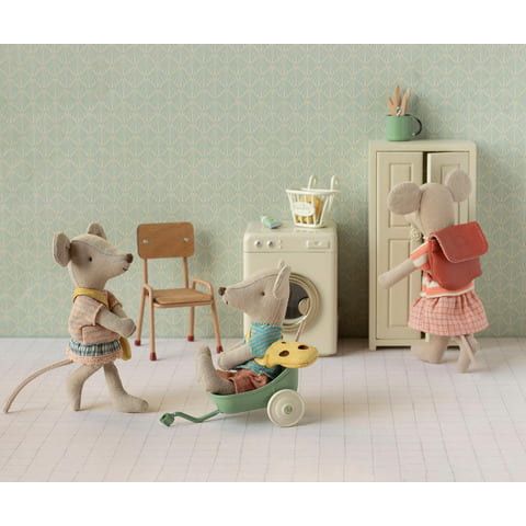 Maileg Little sister mouse with bag Mice Maileg