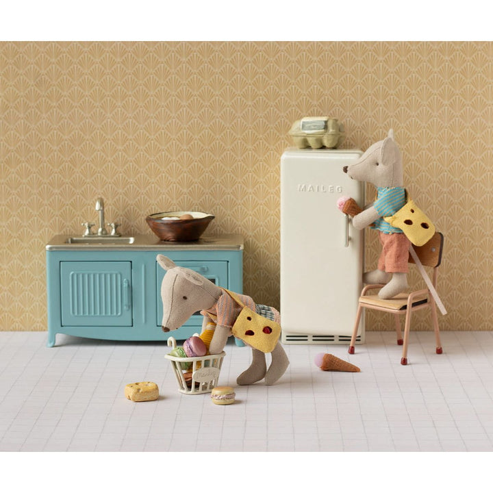 Maileg Little sister mouse with bag Mice Maileg