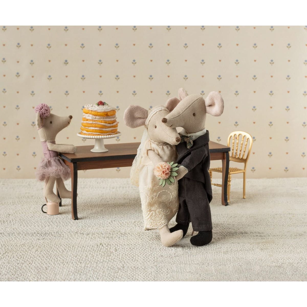 Maileg Wedding Mice couple in box, Mum and Dad – The Natural Baby