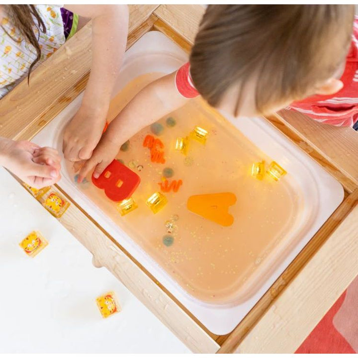 Glo Pals 4 Pack -Daniel Tiger Light-Up Cubes 4-Pack Bath Time Glo Pals