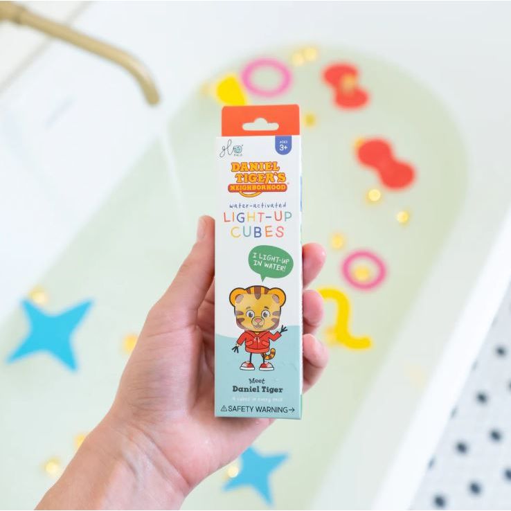 Glo Pals 4 Pack -Daniel Tiger Light-Up Cubes 4-Pack Bath Time Glo Pals