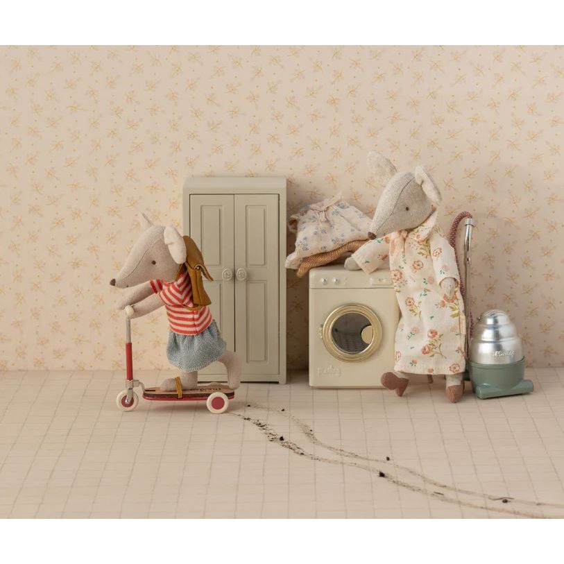 Maileg Wooden Closet, Mouse - Cream