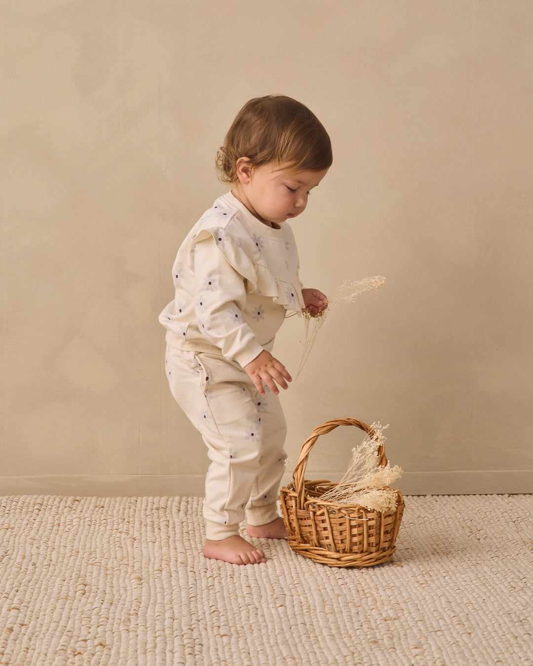 Quincy Mae Relaxed Fleece Sweatpant- Blue Daisy