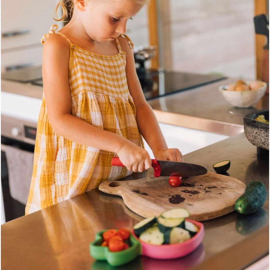 Oli & Carol Ramona the Radish Plate & Spoon Set Plates & Bowls Oli & Carol