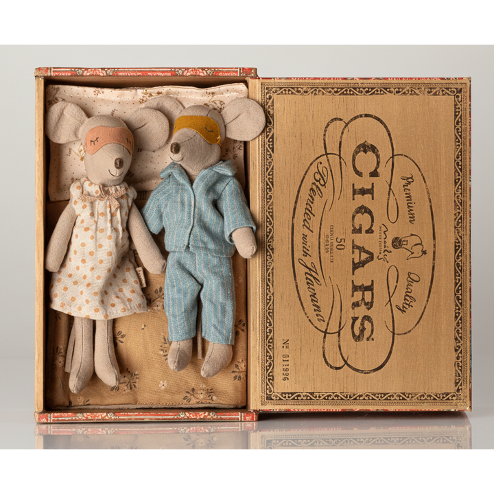 Maileg Mum & Dad In Cigar Box-2026 Mice Maileg