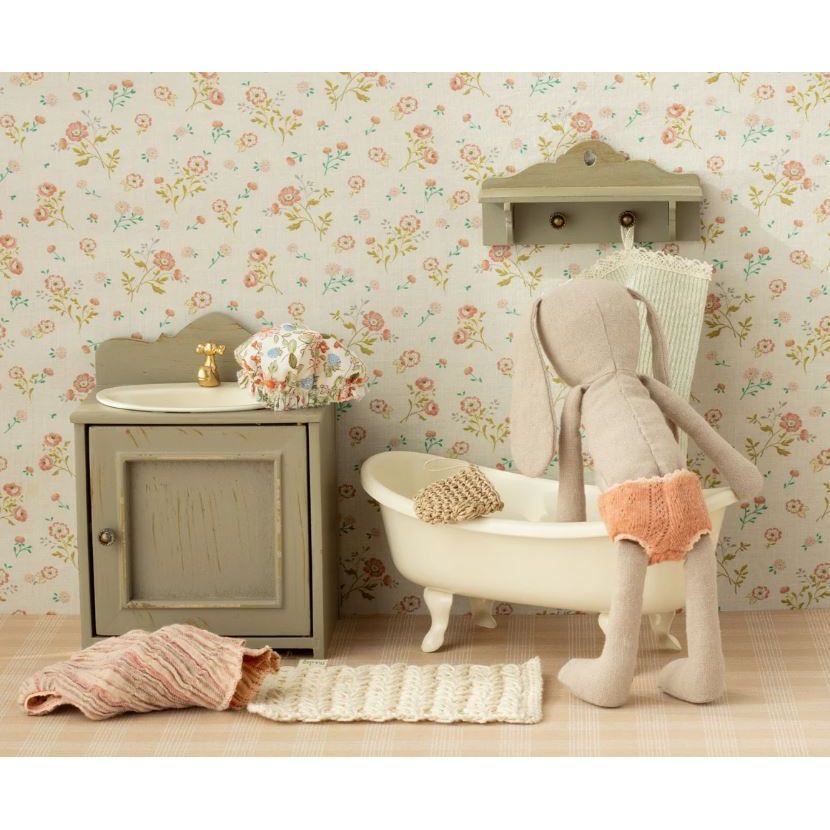 Maileg Miniature Vintage Bathtub