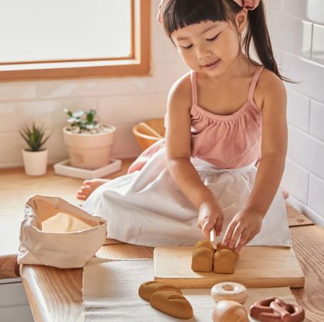 Plan Toys - Bread Set Toddler And Pretend Play Plan Toys   