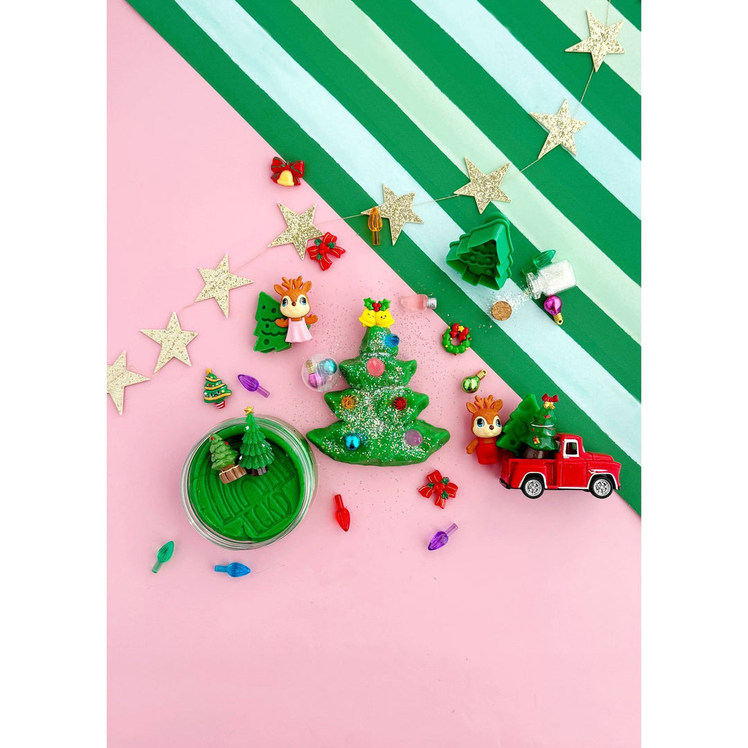 Earth Grown KidDough Trim a Tree KidDough Play Kit Clay/Dough EGKD