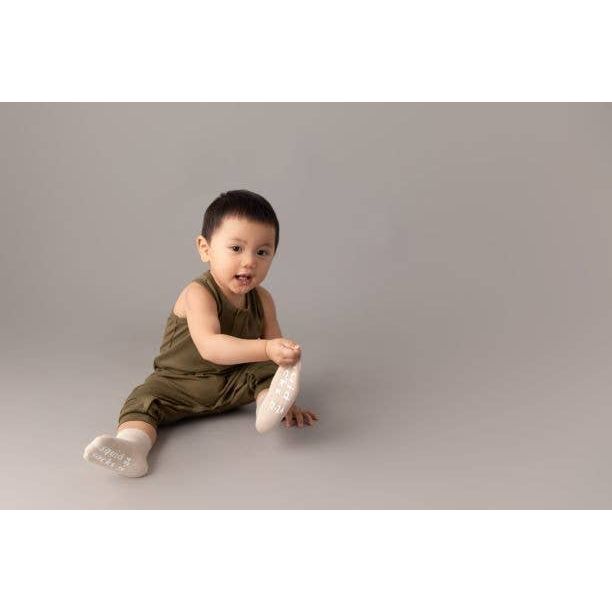 Squid Socks-Classic - Non-Slip Baby Socks in Sand, Light Gray, Dark Gray Socks Squid Socks