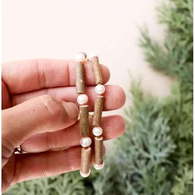Canyonleaf Kids Natural Hazelwood + Pearl - Beaded Necklace Pacifiers and Teething Canyonleaf