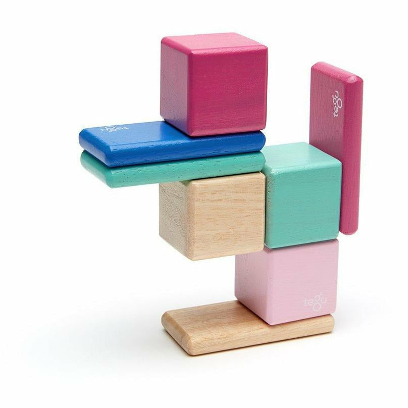 Tegu blossom top