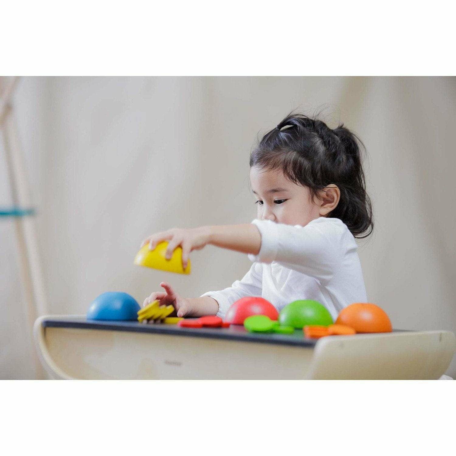 Plan toys sort and count cups top